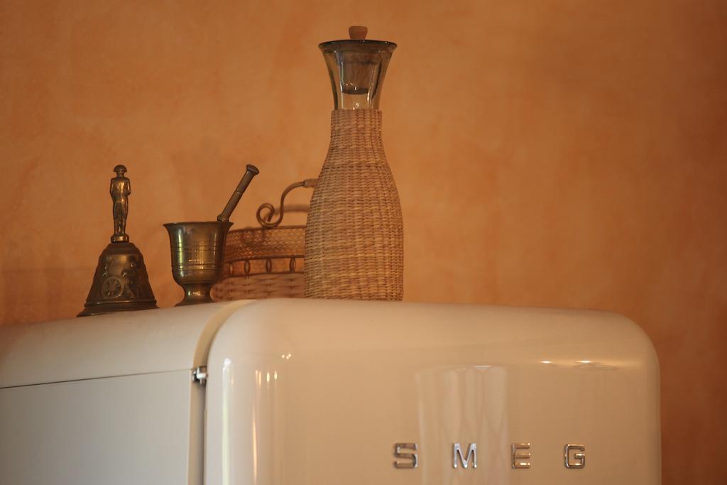 A Casa Di Ludo - Apartments & Short Lets Catania Room photo